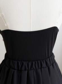 2pcs/Set Tween Girl Black & Pink Spaghetti Strap Camisole Ruffles & Bow Detail Paired With Black Pleated Skirt, Spring/Summer - Multicolor - View 3