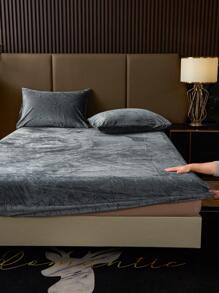 2/3pcs Gray Velvet Fitted Sheet Set Warm Soft Solid Fuzzy Fitted Sheet Set King Queen Full Twin Size, Luxury Super Soft Cozy Comfy Bottom Sheet With 11.8" Deep Pocket,Suitable For Fall Winter And Spring 1Fitted Sheet+1/2Pcs Pillowcases Domitory Bedding Back School Bedding - Grey - View 5