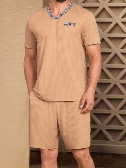 Manfinity Homme 1 Conjunto de Traje Informal de Hombre con Top de Manga Corta y Pantalones Cortos de unicolor con Patchwork