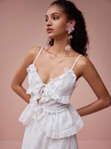 Enchnt 春夏浪漫女士白色精致花卉刺绣荷叶边蝴蝶结吊带背心，甜美优雅，适合婚礼季派对、甜蜜约会、花园派对、度假等场合。 - 白色 - 查看 5