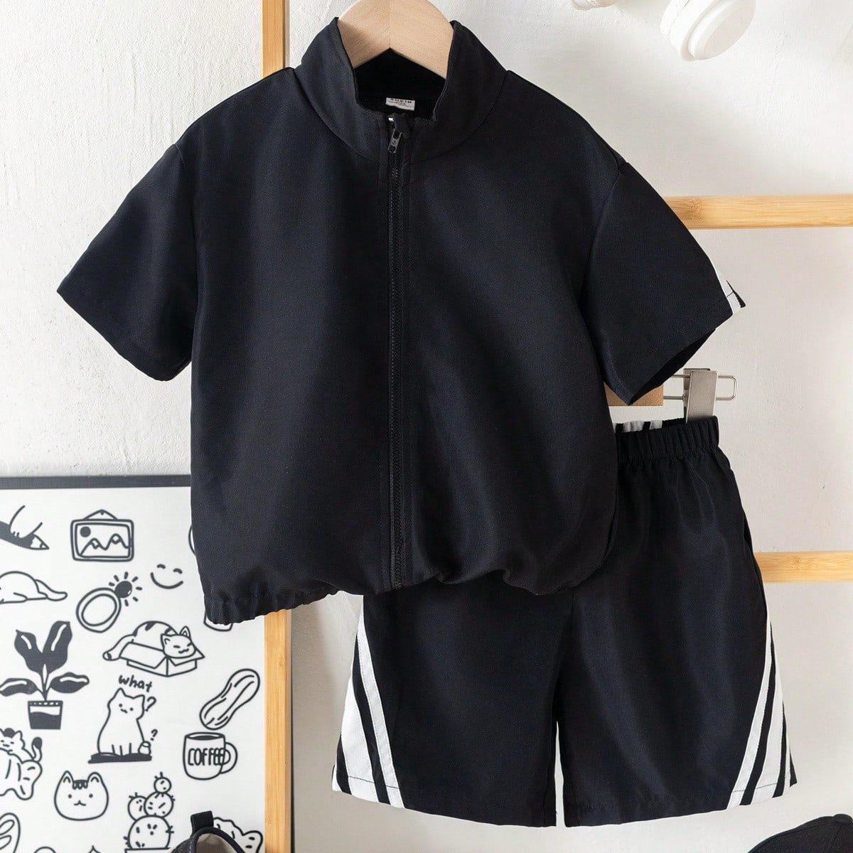 Set de 2 piezas con chaqueta con capucha con cremallera y pantalones cortos casuales de uso diario, cómodos y versátiles, hechos de tela tejida negr