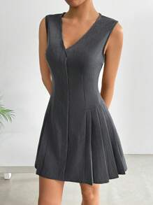 SHEIN EZwear 女士 V 领无袖褶皱简约休闲短款连衣裙 - 深灰色 - 查看 1