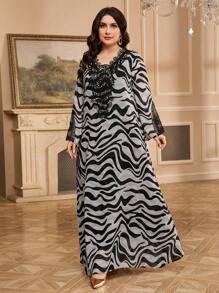 Al Najma Plus Size Women's Turkish/Arabic Traditional Maxi Tunic Dress Kaftan Jalabiya Dress - Black and White - View 4