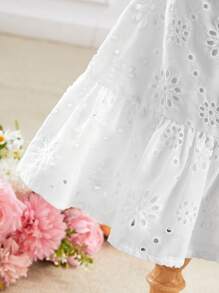 Babygirl 可爱白色花卉图案无袖连衣裙，夏季 - 白色 - 查看 4