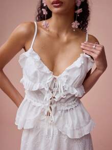 Enchnt 春夏浪漫女士白色精致花卉刺绣荷叶边蝴蝶结吊带背心，甜美优雅，适合婚礼季派对、甜蜜约会、花园派对、度假等场合。 - 白色 - 查看 4