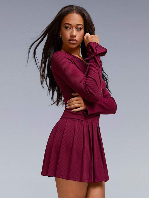 Athîral Women's Casual Burgundy Drawstring Long Sleeve Round Neck Front Zip Pleat Hem Fitted Mini Dress