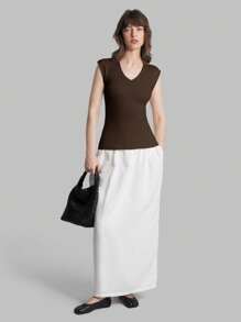 Ontre 2025 Women's Summer Solid Color Urban Chic Fashion Casual V-Neck Dolman Sleeve Knit Top, Soft & Comfortable Fabric, Suitable For Commuting, Office, Tea Party, Daily Wear, Business Casual,Knitted Sweater - Brown - View 4