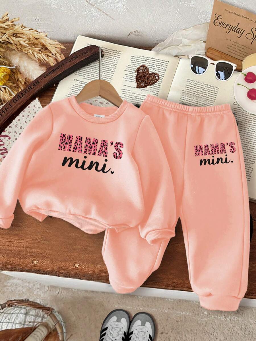 SHEIN Leap Crew 女婴柔软针织加厚套头休闲运动服，适合秋冬季