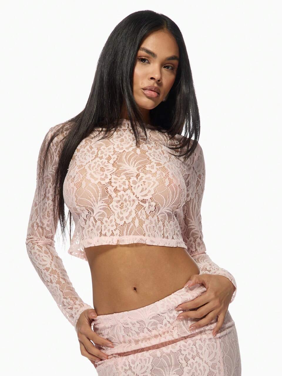 MISSGUIDED Luxury Lace Two-Piece Evening Set Long Sleeve Crop Top Maxi Skirt Party Wedding Guest Special Occasion Formal Spring Summer