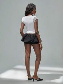 TRNVIE 女式圆点印花网眼蕾丝边 V 领腰部 T 恤