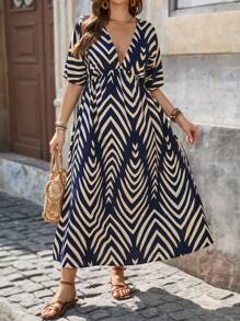 SHEIN VCAY Plus Size Women's Simple Daily Short Sleeve Dress, Holiday Dress, Boho Dresses For Women, Summer Maxi Dress Women, Country Outfits Women, Rave Outfits Festival - Navy Blue - View 4