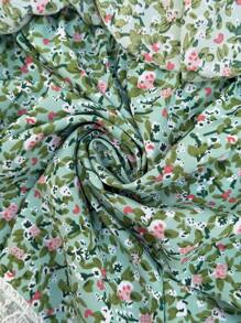 SHEIN Clasi 大码碎花分层蕾丝边饰短裙短裤休闲外出度假迷你裙 - 彩色 - 查看 7