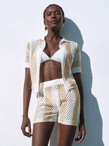 SHEIN Swim Conjunto de kimono con mangas cortas y diseño hueco, y shorts, en colores contrastantes, para vacaciones de verano y playa