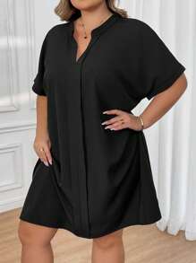 SHEIN CURVE+ Plus Size Spring And Summer Split Neckline Black Elegant Short Sleeved Black Dress With Hollowed Out Details - Black - View 7