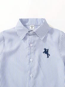2 件年轻男孩绅士服装：条纹蓝色刺绣马匹 Polo 衫和西装短裤（配腰带），时尚休闲日常穿着，适合上学、旅行、生日派对、婚礼、戒指持有人、花童 - 藍色 - 查看 3