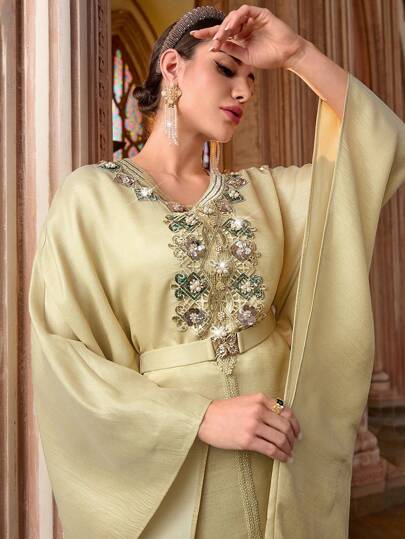 Al Najma Women's Embroidered Batwing Sleeve Turkish & Arabic Traditional Long Dress, Kaftan & Jalabiya, Luxury Evening Dresses For Women