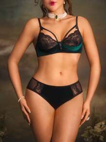 Retro Palace Style Velvet Lingerie Set For Women - Dark Green - View 5