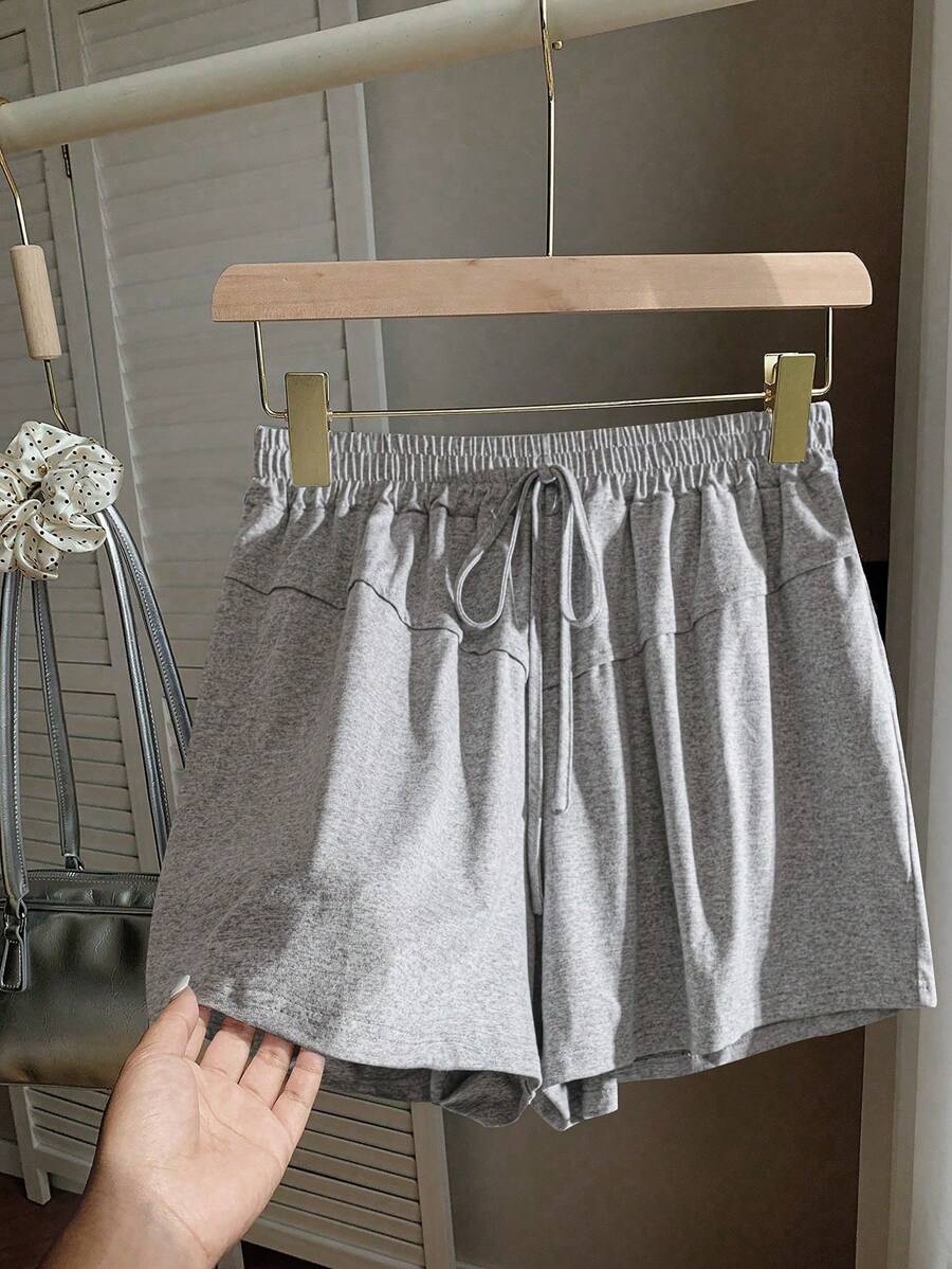 Linhara 春夏秋季简约可爱运动女装时尚百搭畅销舒适松紧腰直筒短裤，蝴蝶结设计，浅灰色加大码 - 灰色 - 查看 1