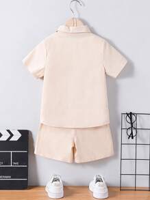 SHEIN 2 Pieces Set Young Boy Solid Color Short Sleeve Patch-Up Shirt And Letter Print Shorts, Casual Wear