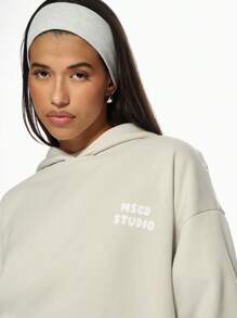 MISSGUIDED Msgd Studio 超大套头连帽衫运动家居服街头休闲优质运动衫，带袋鼠口袋，秋冬必备舒适运动休闲 - 淺灰色 - 查看 3