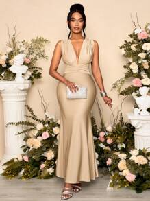 SOLERSUN Sexy Women's Elegant Deep V-Neck Halter Ruched Sleeveless Maxi Mermaid Dress Women Outfit,Suitable For Wedding Party & Dating - Khaki - View 3