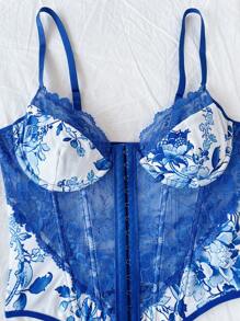 Soleia 度假花卉蕾丝拼布复古女式背心，带鱼骨印花，蓝色和白色