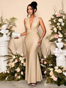 SOLERSUN Sexy Women's Elegant Deep V-Neck Halter Ruched Sleeveless Maxi Mermaid Dress Women Outfit,Suitable For Wedding Party & Dating - Khaki - View 5