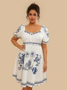 Travachic 大码心形领前系带短袖印花休闲短裙 - 白色 - 查看 4