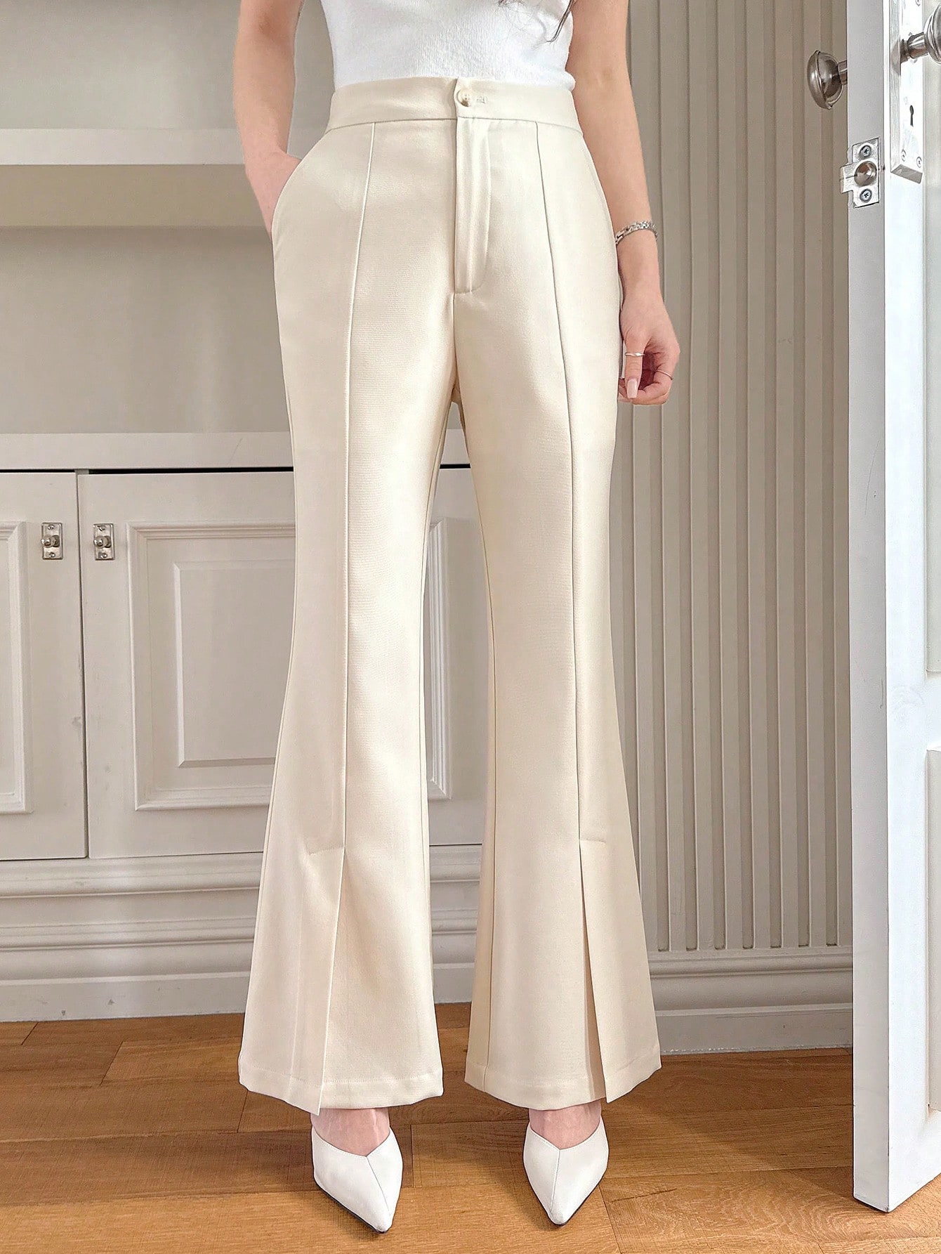 DAZY بنطلون نسائي أرجل جرس مشقوق ذو لون واحد، كاجو...