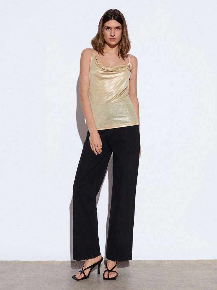 SHEIN Maija 2025年夏新作 3Dフラワーストラップキャミソール、きらきらファブリック フェス ビーチ バカンス カジュアル ロマンティック リゾート、お出かけ、パーティー、結婚式、卒業式に適しています