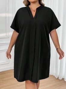 SHEIN CURVE+ Plus Size Spring And Summer Split Neckline Black Elegant Short Sleeved Black Dress With Hollowed Out Details - Black - View 4