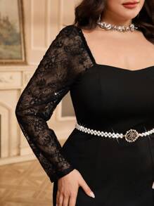 Modelyn Đầm dài tay tối giản cổ tim ren chắp vá cỡ lớn - màu đen - Xem 6