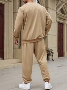 Manfinity LEGND Conjunto de sudadera y pantalón de chándal de 2 piezas con estampado de letras, para hombre talla grande, para otoño