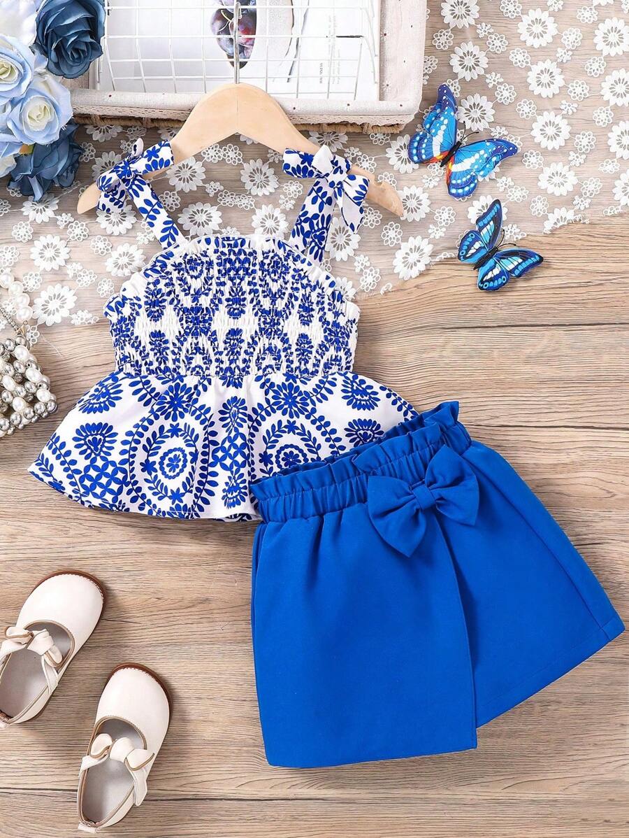 SHEIN 2pcs/Set Young Girl Ditsy Floral Camisole Top & Woven Shorts Set - Blue - View 1