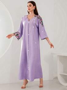 Al Najma 不对称紫红色长袍，带刺绣细节，珠饰和缺口 V 领，优雅晚会长裙，端庄 - 淡紫色 - 查看 7