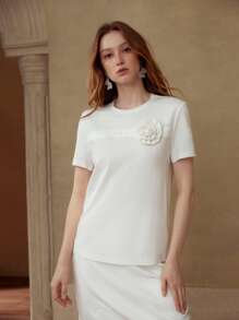 MOTF PREMIUM KAOS LENGAN PENDEK MOTIF BUNGA STEREO - Putih - View 2