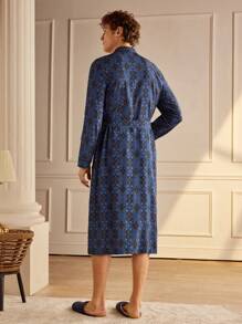 EverLounge 1pc Men's Long Sleeve Robe With Waist Belt, Minimalist & Casual For Everyday Wear - Purple - View 2