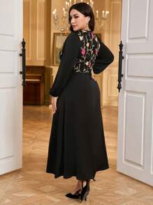 Modelyn Plus Size Women Floral Pattern V-Neck Lantern Sleeve Elegant Dress - Black - View 2