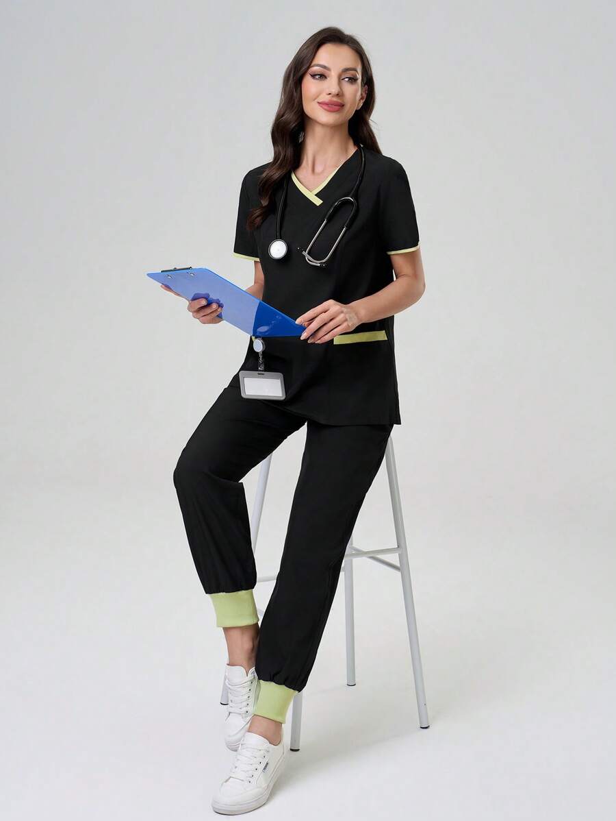 TaskEZ Conjunto de uniforme de mujer multibolsillos cómodo y multifuncional de moda casual para primavera y verano, adecuado para hospitales, clínicas y veterinarias, con blusa de manga corta y pantalones largos en bloques de color - Uniforme de enfermería de pascua para mujeres - Negro - Ver 1