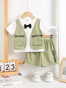 SHEIN Conjunto de 2 piezas de jersey de punto suave con estampado de letras y pantalones cortos de cintura elástica para niño pequeño