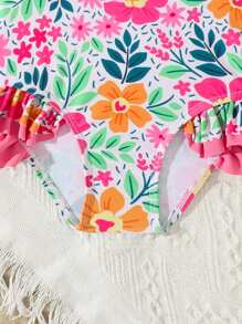 SHEIN 1pc Young Girls Ruffle Trim Printed Swimsuit