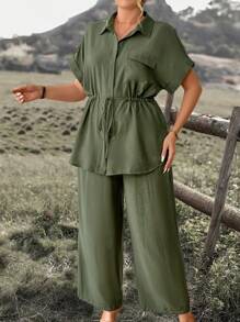 Breezaya 大码女士优雅休闲度假通勤纯色衬衫领前开腰抽绳胸袋卷袖衬衫和松紧腰长裤套装，春夏 - 軍綠色 - 查看 7