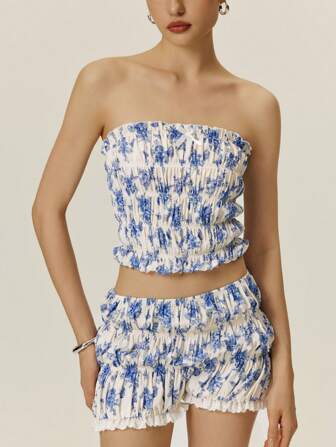 Poéselle 2pcs/Set Women Elegant Ditsy Floral Tube Top & Shorts Set,Blue And White Printed Suit,Cute Shorts Set