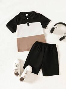 Toddler Boys Colorblock Polo Collar Half-Button Short Sleeve Top Polo Shirt And Shorts Set, Fashionable Casual Outfit Suitable For Spring/Summer Outings, School Or Daily Wear