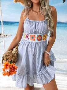 SHEIN VCAY Vestido mini de tirantes con diseño de rayas tejido para mujeres