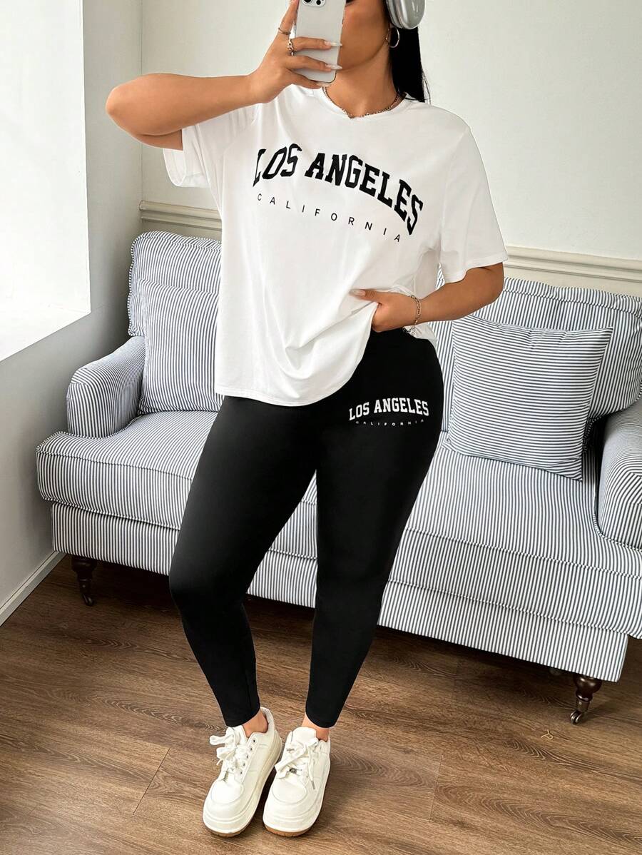 SHEIN EZwear Bộ 2 món: Áo phông in chữ & Quần bó, Cỡ lớn, Bộ đồ tập luyện cho nữ, Quần áo xuân hè - Đen và trắng - Xem 1