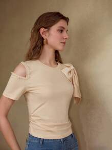 MOTF BOW & FAUX PEARL DETAIL GATHERED T-SHIRT