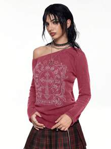 ROMWE Grunge Punk Vintage Y2K Distressed Cross & Vine Rhinestone Embellished Asymmetrical Shoulder Spring Break Concert Rave Festival Oversized T-Shirt For Women - Burgundy - View 3