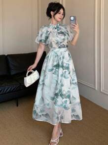 DAZY 女士 2 件套花卉印花荷叶边袖衬衫，配 A 字裙和腰带