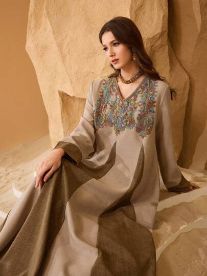 Al Najma 女式 V 领彩色刺绣贴花撞色 A 字型阿拉伯风格连衣裙